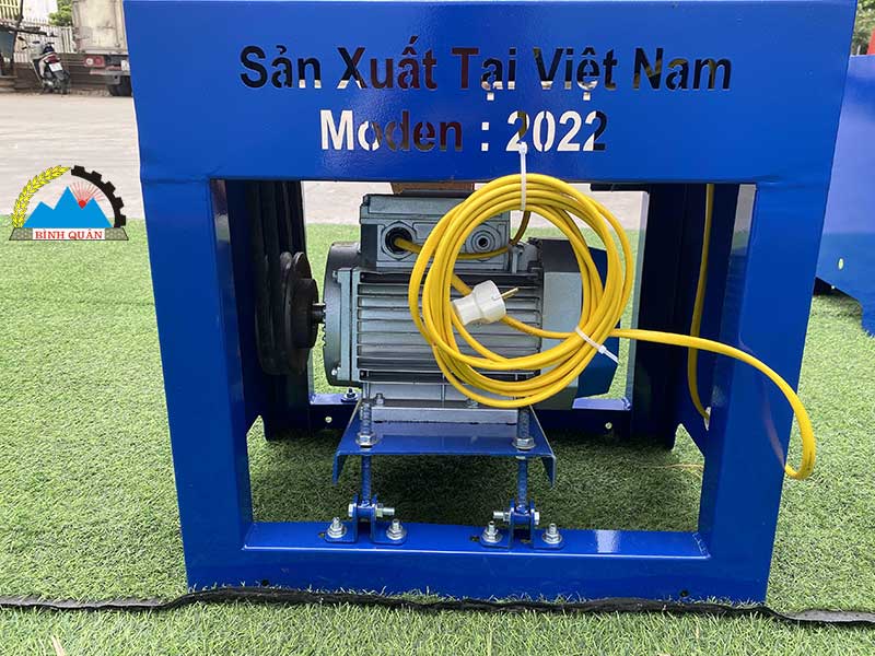 máy nghiền cám ngô