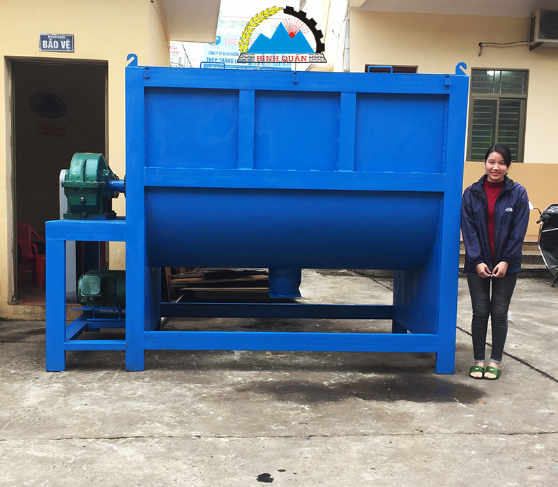 máy trộn bột công nghiệp