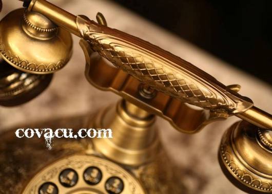 Dien thoai de ban thoi xua