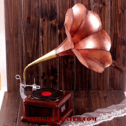 mô hình máy hát giả cổ vintage