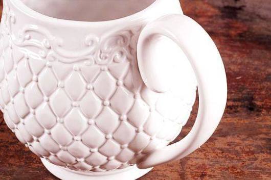 ban binh hoa gom dep