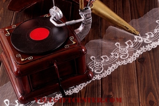 Ban may hat co mo hinh