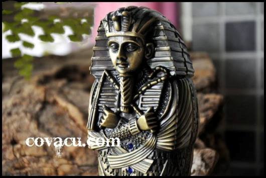 ban hop dung nu trang gia co doc dao