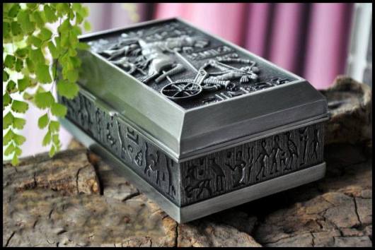 Hộp nữ trang kiểu bạc vintage