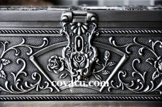 ban hop khan giay gia bac dep