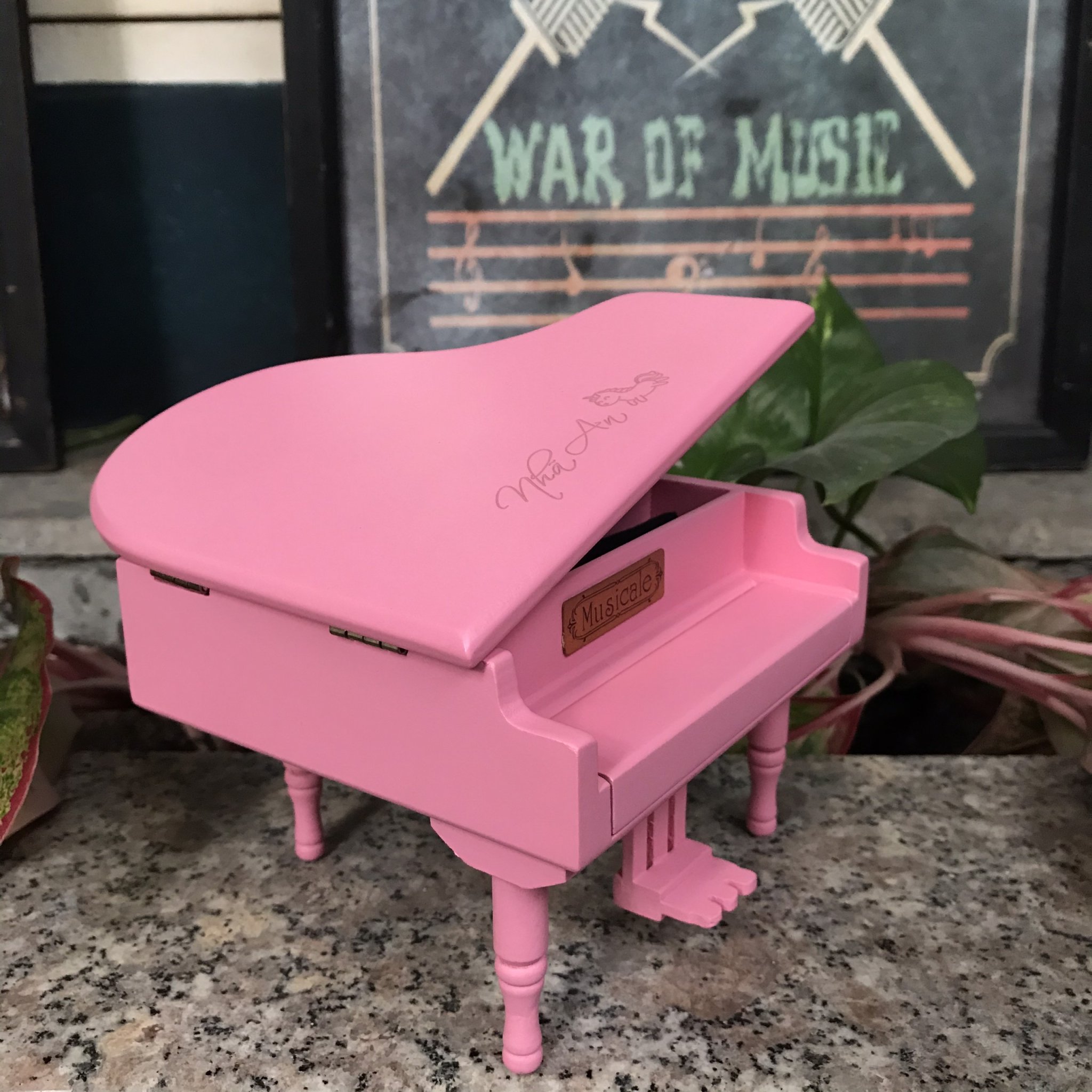 Hop-nhac-go-khac-ten