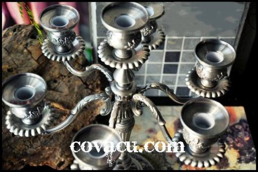 Chân nến kiểu bạc cổ điển