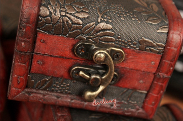 Hộp gỗ đựng nữ trang độc đáo