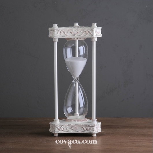 Đồng hồ cát màu trắng