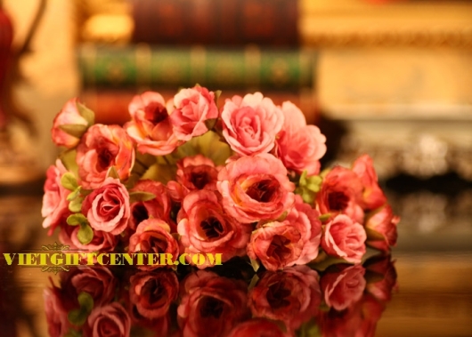 Hoa hồng vải vintage