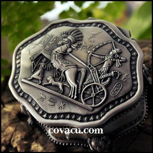 ban hop nu trang gia co dep