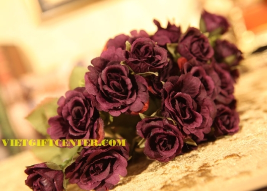 Hoa hồng bằng vải vintage