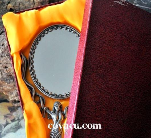 guong soi trang tri kieu co dep