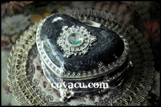 hop dung nu trang nam da doc dao, sang trong