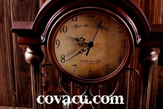 Đồng hồ đứng giả cổ vintage đẹp