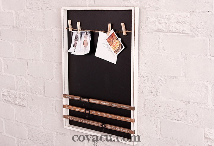 Bảng đen kết hợp lịch vạn niên 2018