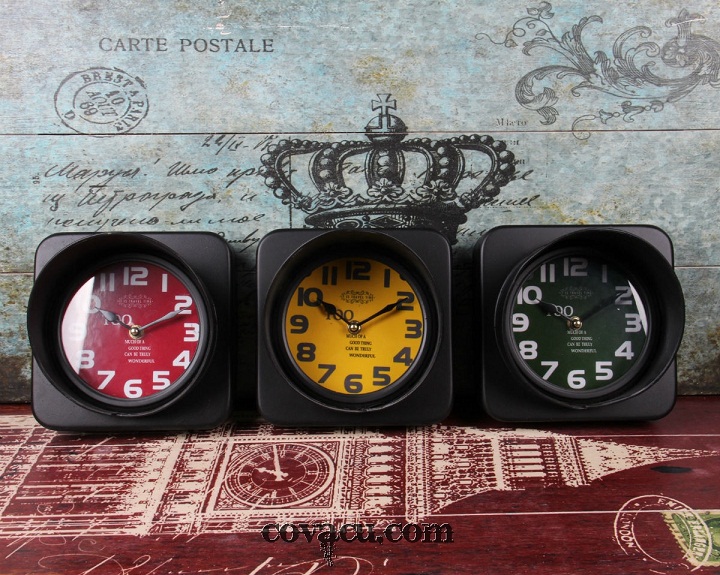 Đèn treo tường trang trí