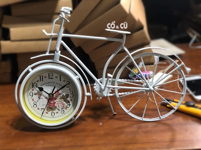 đồng hồ để bàn vintage
