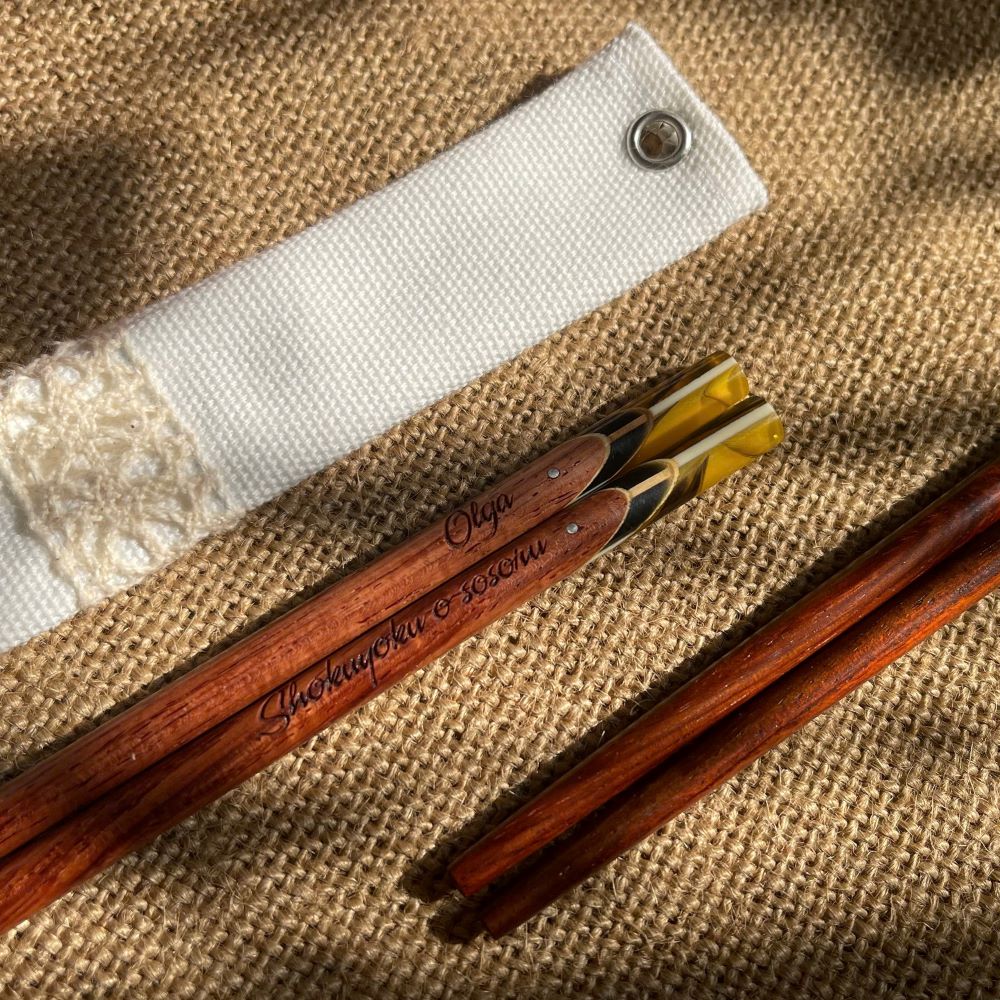 Đũa gỗ trắc khảm trai vàng