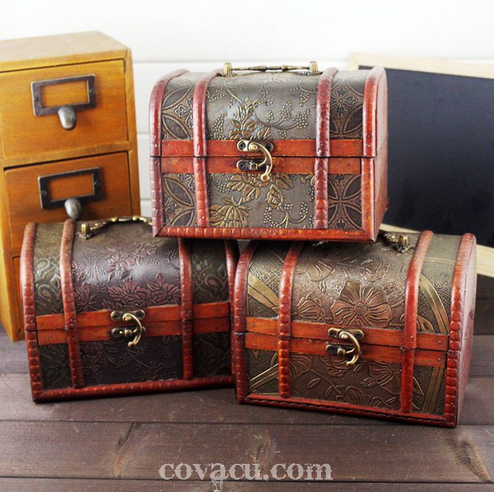 Hộp rương gỗ kho báu giả cổ Vintage