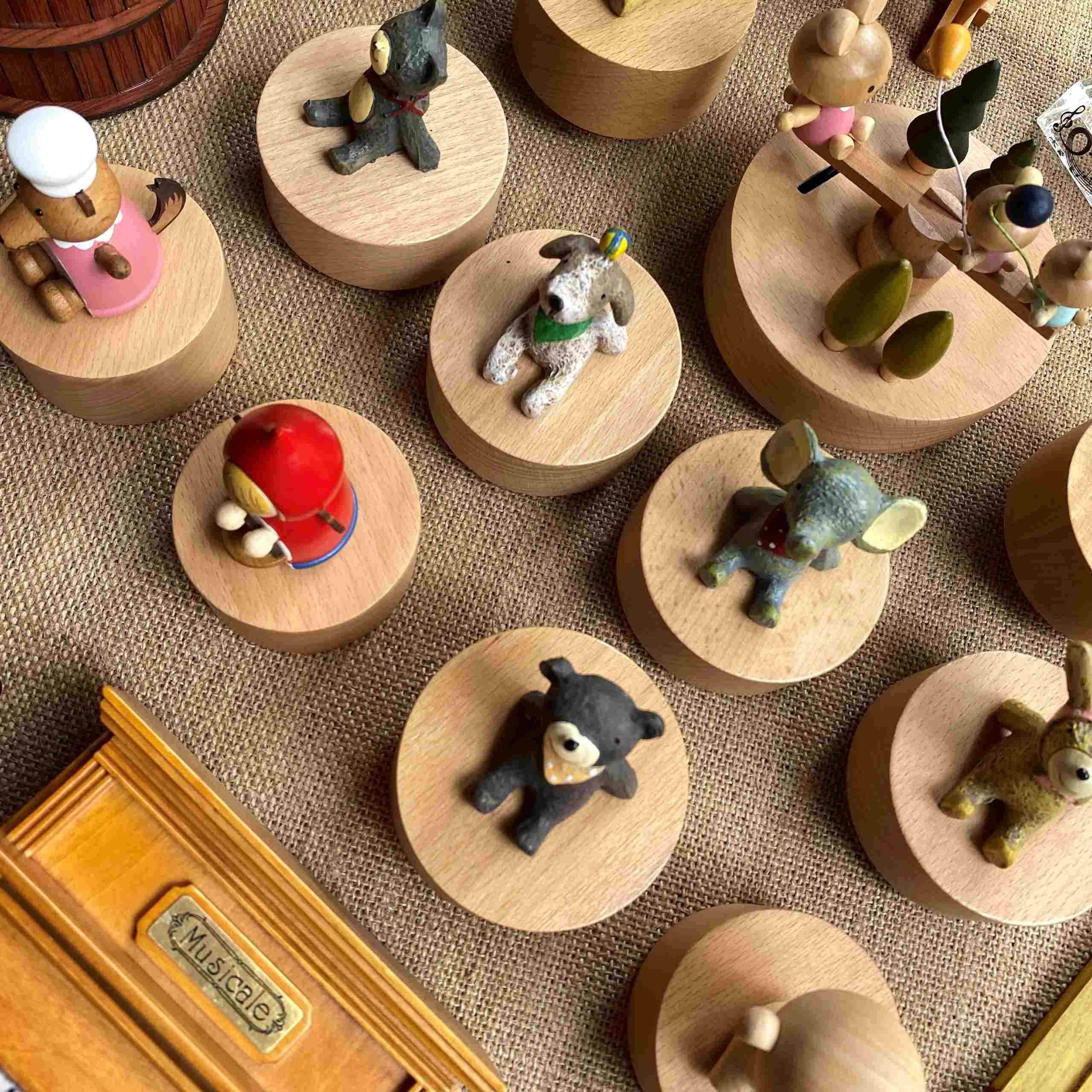 Hop-nhac-go-khac-ten