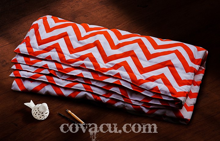 Vải dùng làm khăn trải bàn, ga gối, trang trí, décor tuyệt vời. Ngoài ra, còn hàng trăm công dụng khác bạn có thể tự sáng tạo.