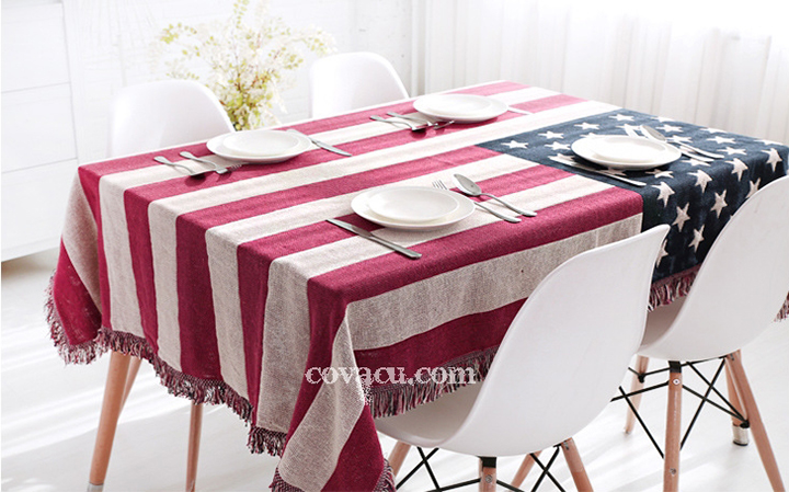 Thảm trải sàn để tạo sự êm ái nhất thường được làm bằng những chất liệu: cotton, len, mây cói, lông cừu,... Giá cả cũng phụ thuộc vào chất liệu này.