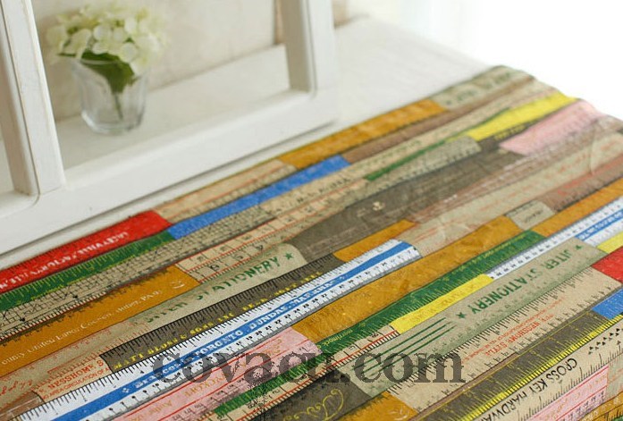 họa tiết thước kẻ được khắc họa rõ nét y như thật