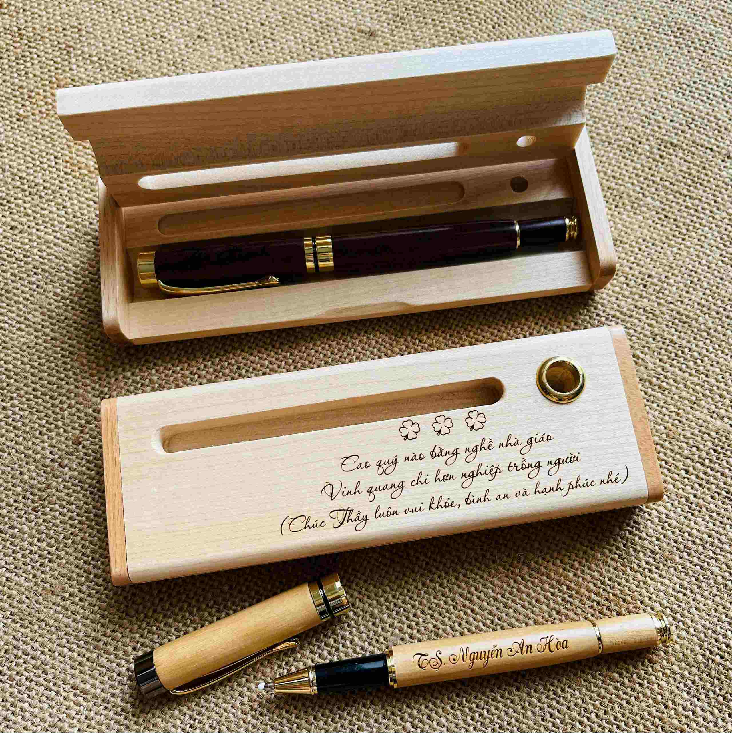 But-go-khac-ten- va-so-tay