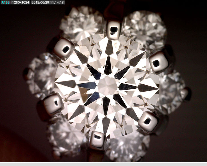 Ứng dụng kính hiển vi điện tử Dino-lite trong lĩnh vực đồ trang sức, đồ sưu tầm