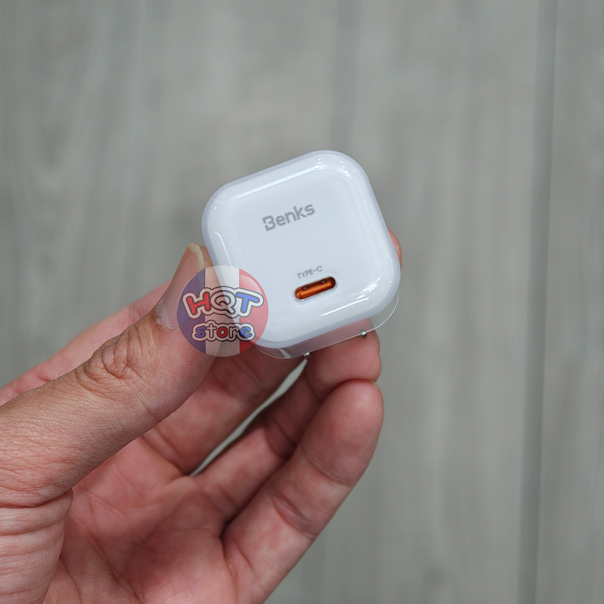 Củ Sạc Nhanh Benks PA58 45W GaN PD Chân Gập Nhỏ Gọn