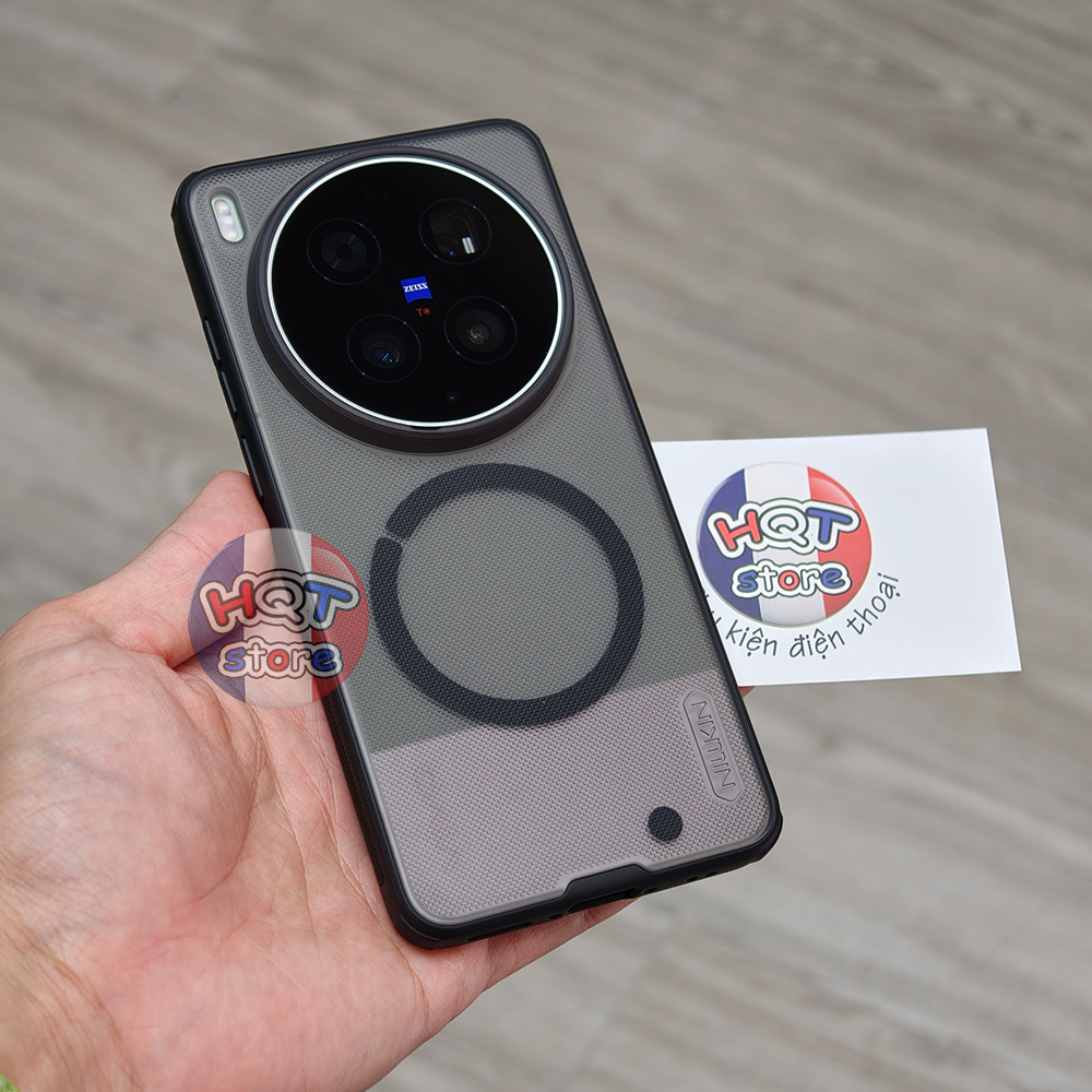 Ốp lưng Nillkin Frosted Shield Pro Magnetic cho Vivo X300 Ultra