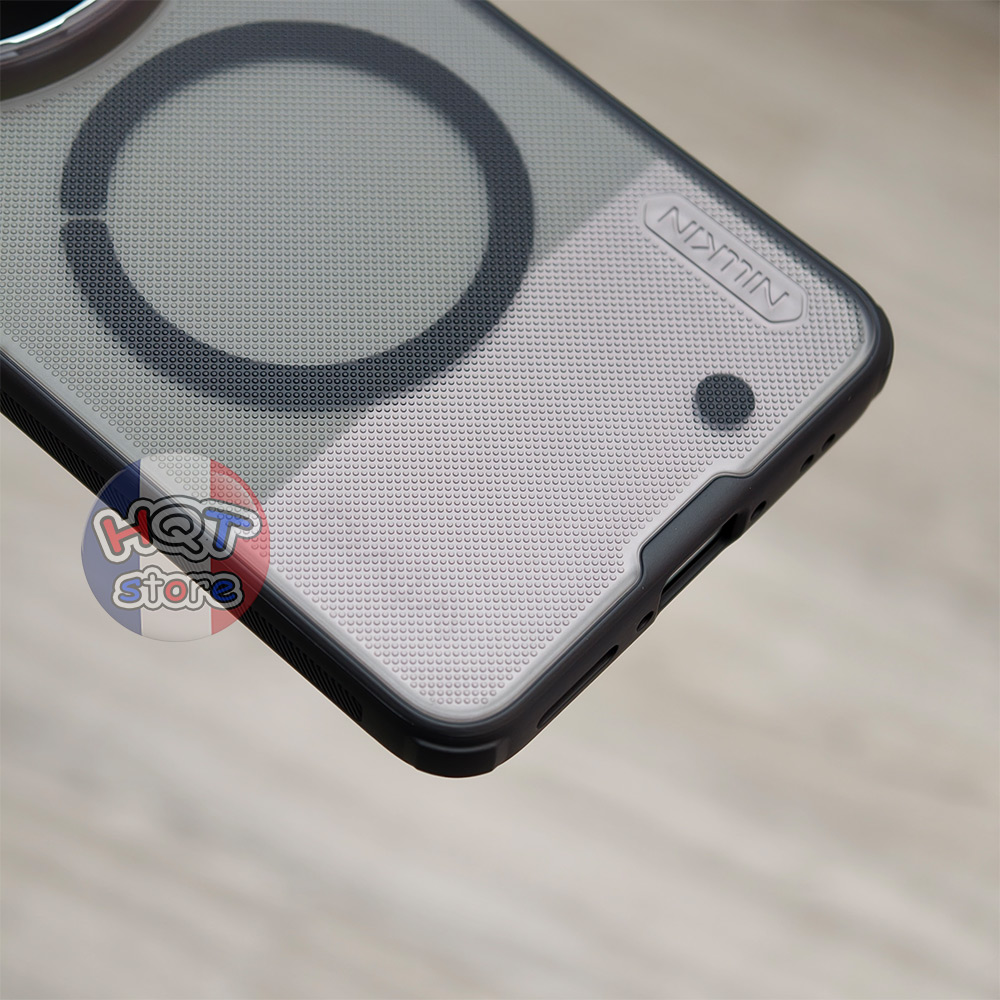 Ốp lưng Nillkin Frosted Shield Pro Magnetic cho Vivo X300 Ultra