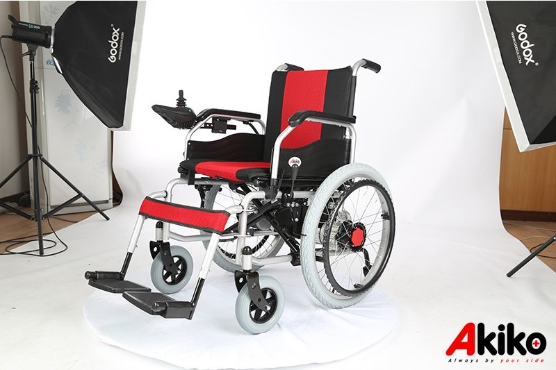 Xe lăn điện Akiko A95-05 - Sản phẩm đem đến những tính năng tuyệt vời cho người sử dụng