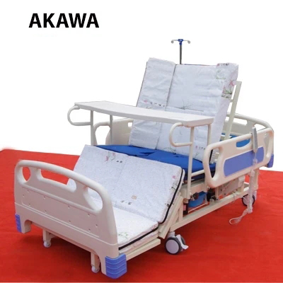 Giường bệnh nhân 2 tay quay AKAWA GB -102 có khung chắc chắn, sơn tĩnh điện chống bào mòn