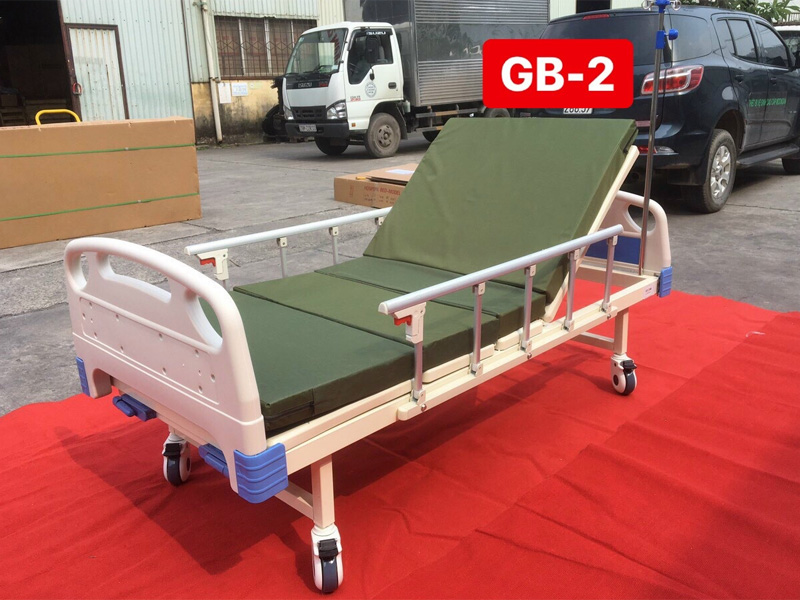 Giường bệnh nhân 2 tay quay Lucass GB-2 có thể dễ dàng di chuyển