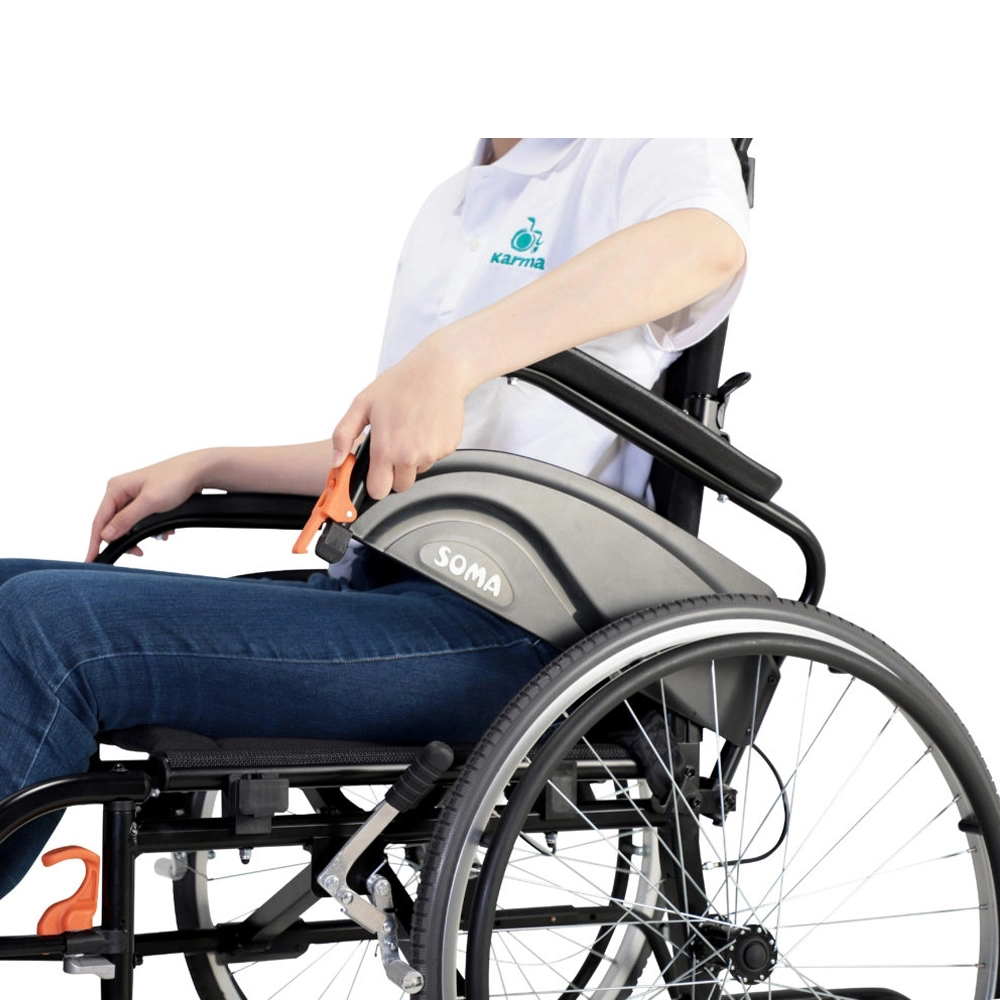 Xe Lăn cao cấp Karma Agile có thể gấp gọn và dễ dàng tháo ra