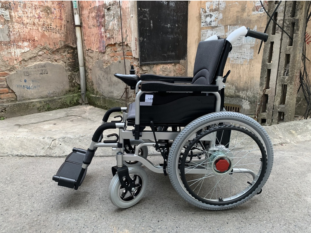 Xe lăn điện ViDan HD66011 có thể tháo rời và lắp lại nhanh gọn