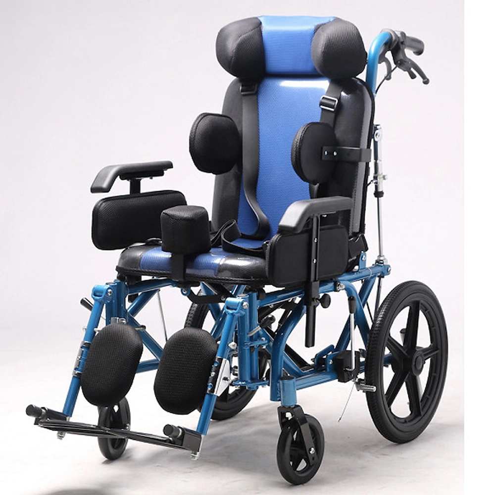 Xe lăn cho trẻ bại não Lucass X58L khung xe lăn được làm từ hợp kim nhôm, sơn tĩnh điện, đảm bảo được độ bền