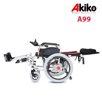 Sản phẩm xe lăn điện cao cấp ngả nằm Akiko A99-05 trang bị động cơ kép giúp hoạt động của xe được trơn chu