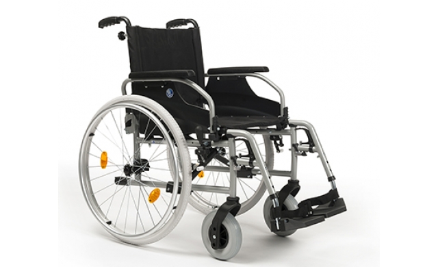 Xe lăn Bỉ khung nhôm cao cấp Vermeiren D100