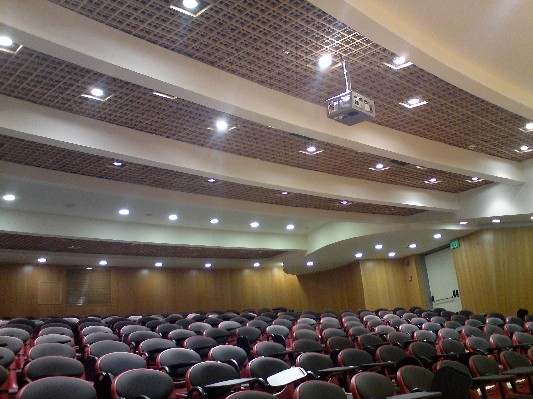 Báo giá trần nhôm, làm và thi công trần nhôm Austrong giá rẻ 25 tran nhom dep gia re 4