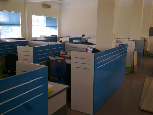 vách ngăn văn phòng mfc