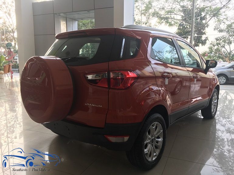 Đánh giá tổng quan Ford EcoSport 2017 tại Việt Nam 3 Đèn sau Ford Ecosport 2017