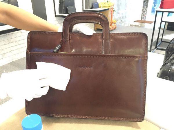 Bảo dưỡng đồ da thật