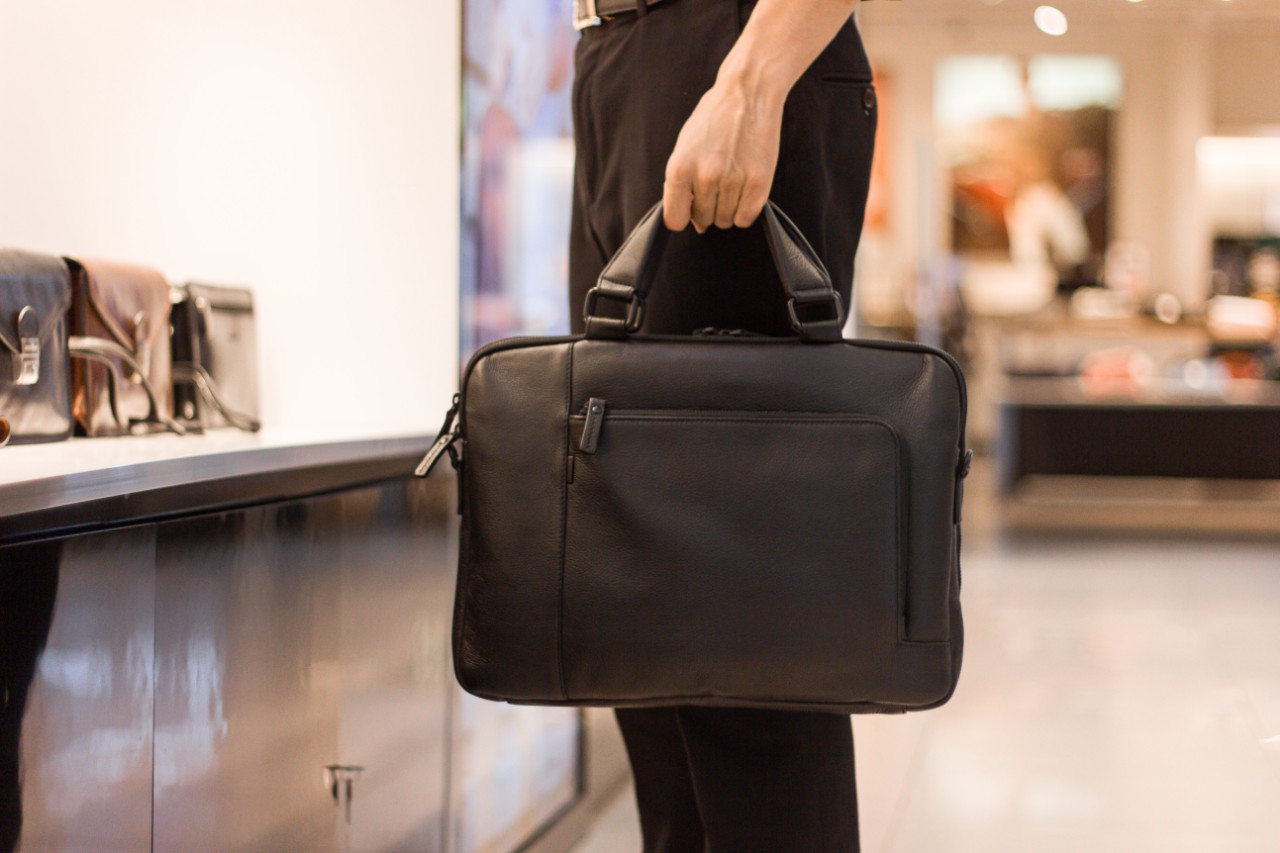 Cặp nam công sở