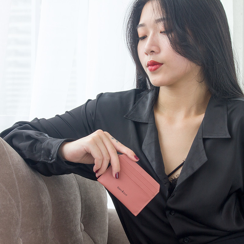 Ví đựng thẻ dành cho nữ