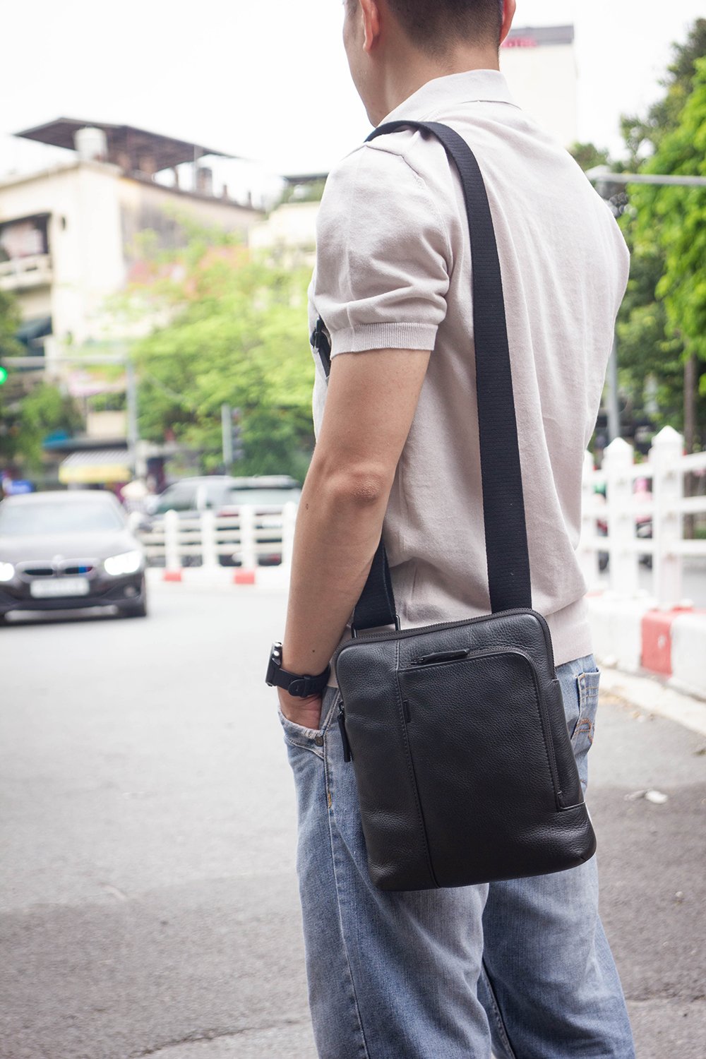 Túi đeo chéo nam cao cấp