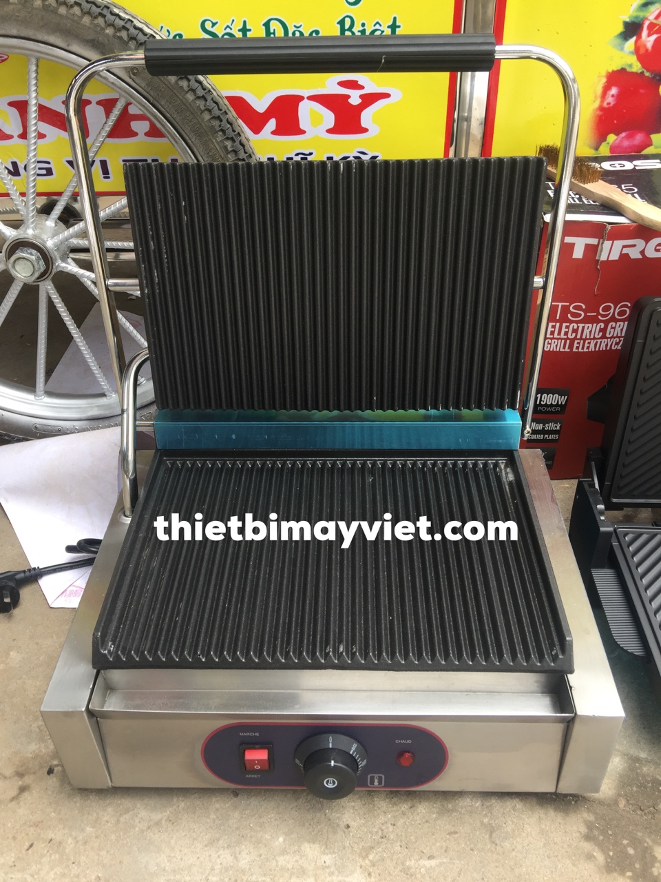 Máy nướng bánh mì TP02