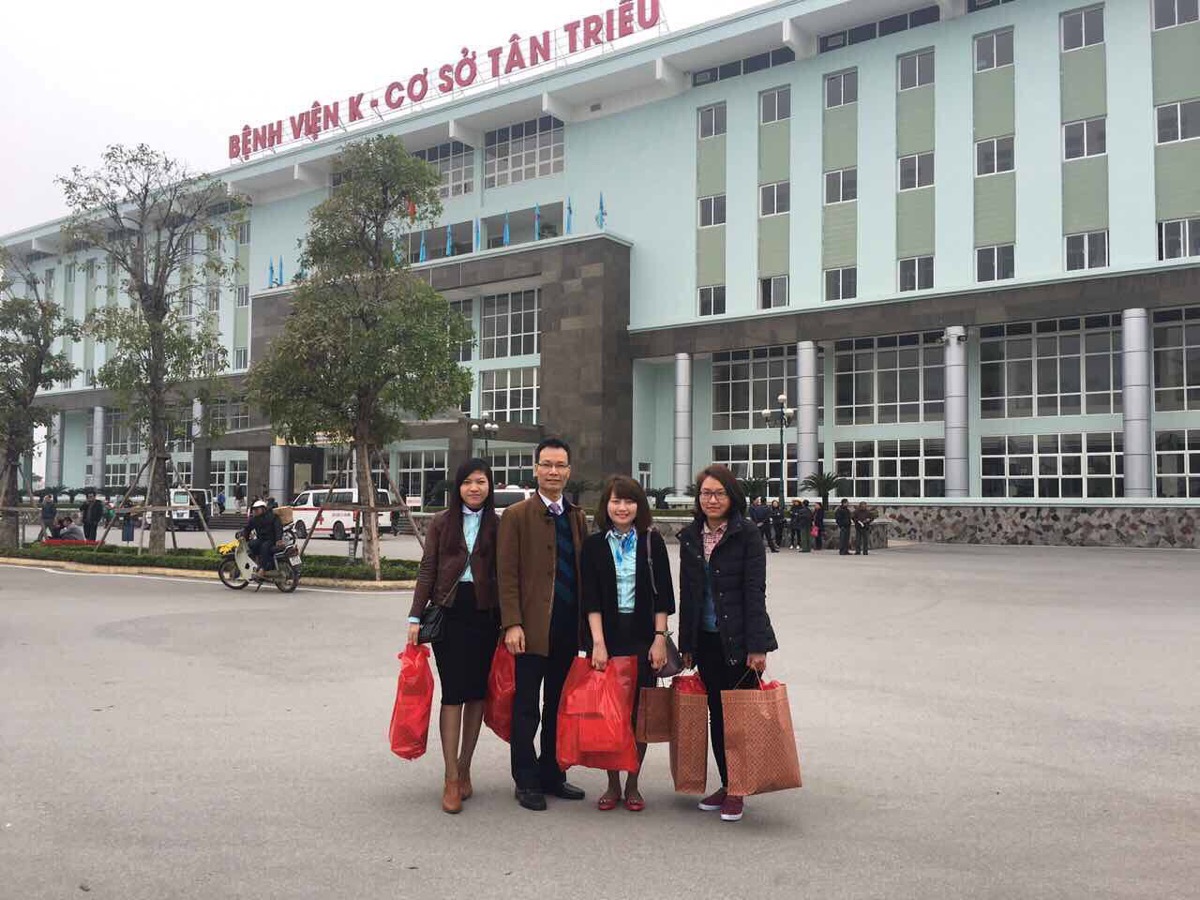 Hoạt động từ thiện của ban lãnh đạo VimatCorp tại Bệnh viện K Trung Ương - Cơ sở Tân Triều